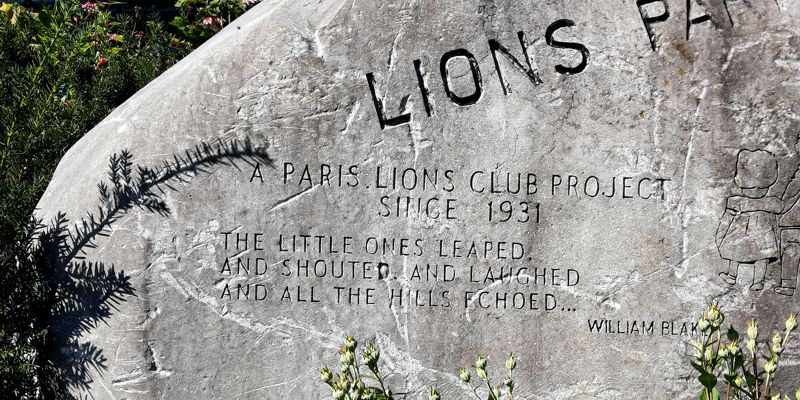 Entrance to Lion's Park Entrance to Lion's Park