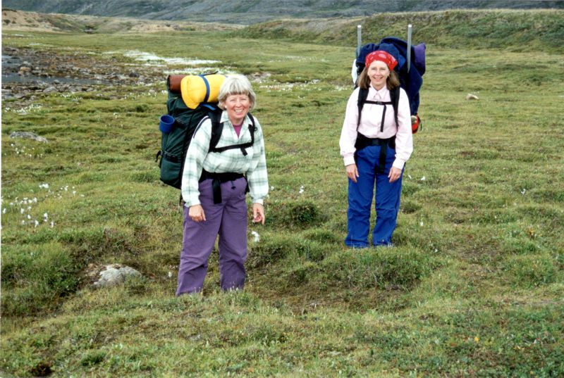 Jan & Lindsay with Packs